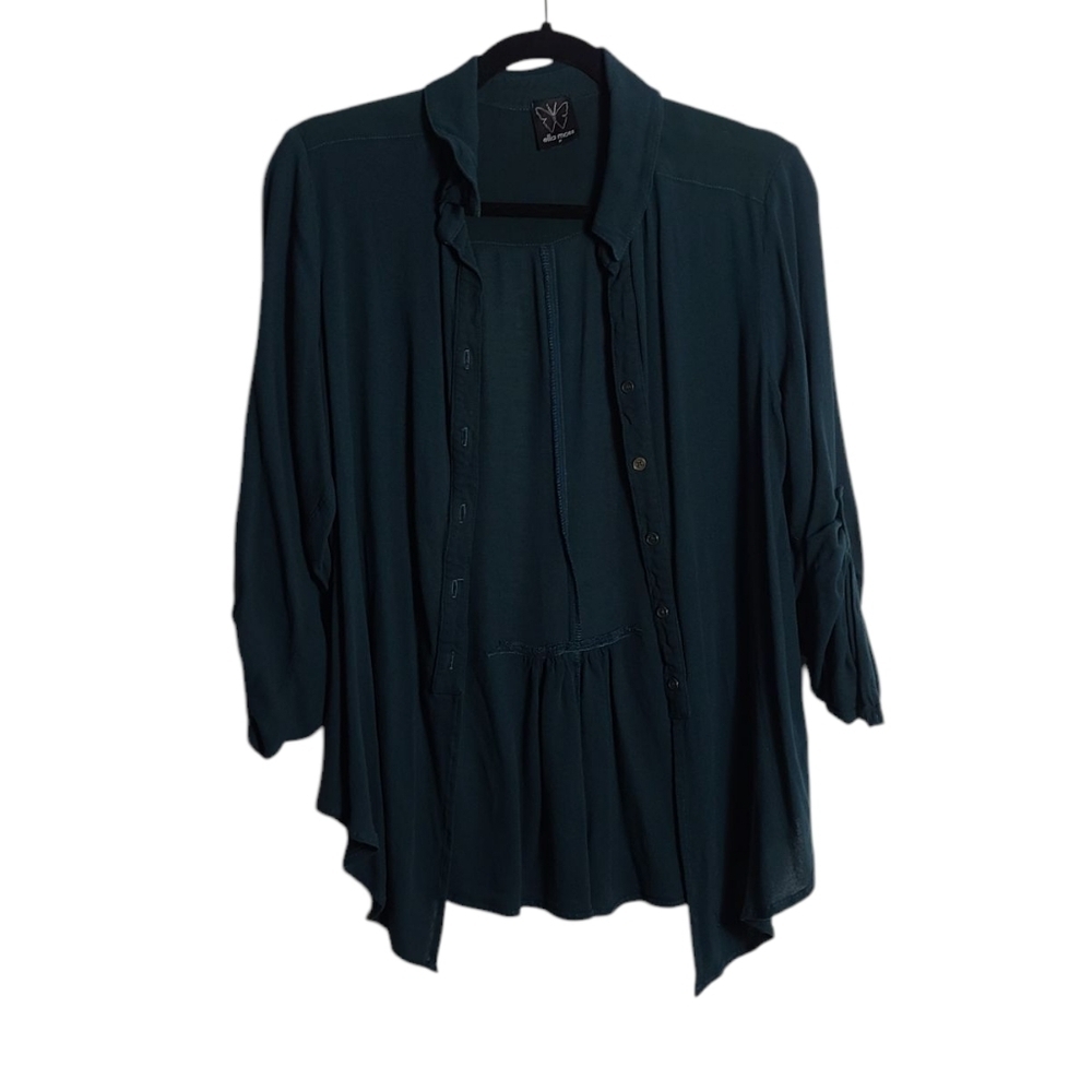 ELLA MOSS Green Button Up Blouse w/ Button Up Sleeves Size Medium